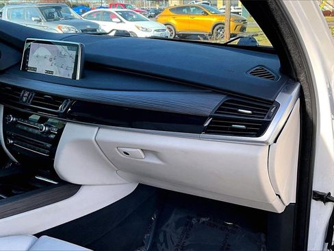 Used 2018 BMW X5 xDrive40e image 20