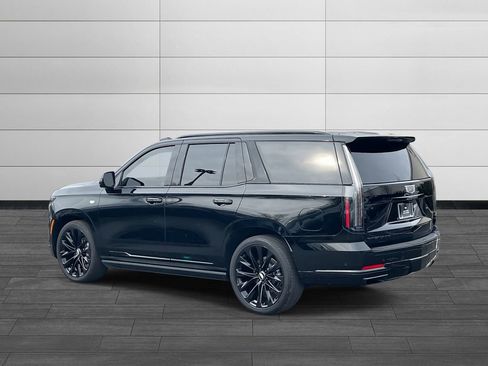 Used 2025 Cadillac Escalade Sport Platinum w/ LPO, ONYX Package image 3