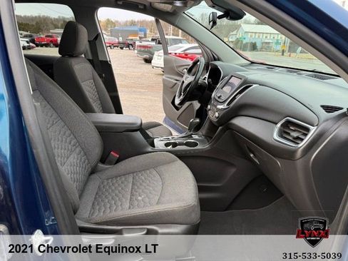 Used 2021 Chevrolet Equinox LT image 44