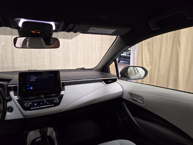 Used 2023 Toyota Corolla SE FWD image 25