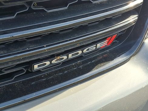 Used 2023 Dodge Charger SXT RWD image 4