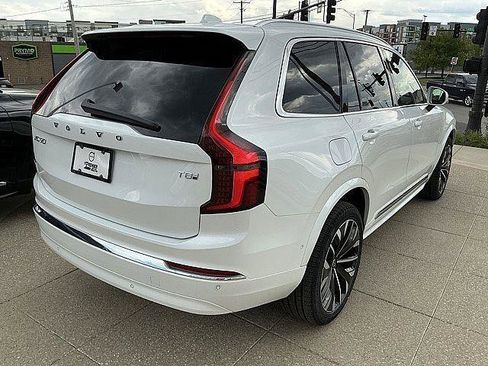 New 2026 Volvo XC90 T8 Plus w/ Protection Package AWD/4WD image 6