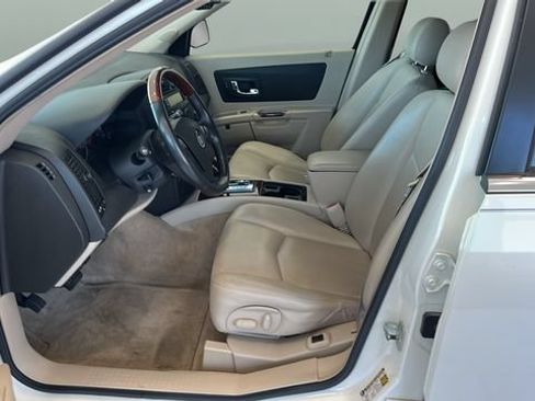 Used 2005 Cadillac SRX w/ Preferred Equipment Group AWD/4WD image 8