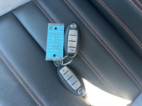 Used 2021 Nissan Kicks SR w/ SR Premium Package image 32