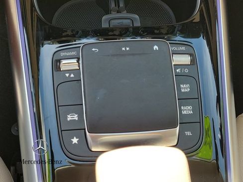 Used 2023 Mercedes-Benz GLA 250 w/ Premium Package image 27