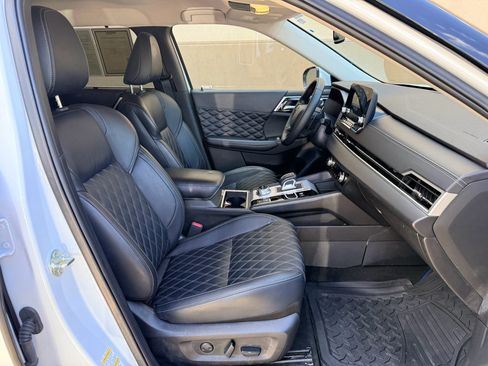 Used 2024 Mitsubishi Outlander SEL AWD/4WD image 14