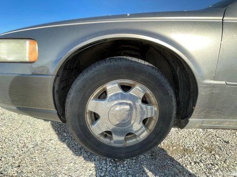 Used 1999 Cadillac Seville SLS w/ Personalization Pkg image 11