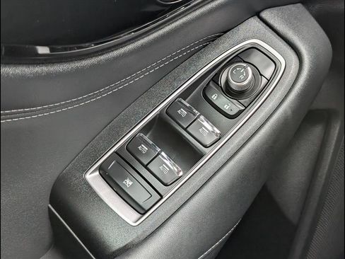 Used 2023 Subaru Outback Limited image 22