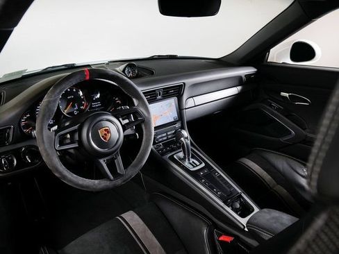 Certified 2018 Porsche 911 GT3 w/ Sport Chrono Package RWD image 17
