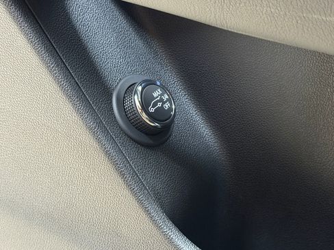 Certified 2023 Cadillac XT5 Luxury image 24