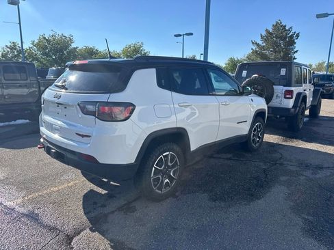 Used 2025 Jeep Compass Trailhawk w/ Trailhawk Elite Group AWD/4WD image 6