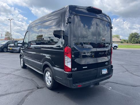 Used 2019 Ford Transit 150 XLT image 5
