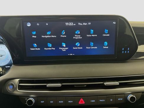 Used 2024 Hyundai Palisade Calligraphy image 16