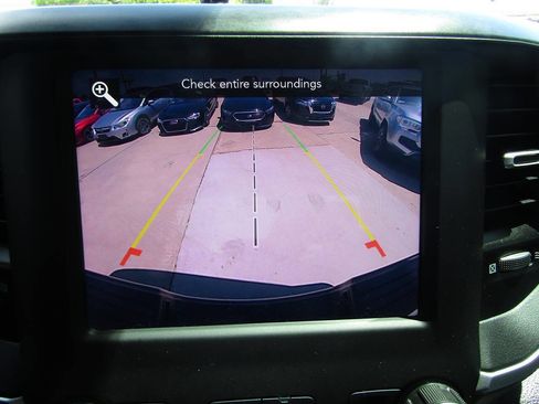 Used 2021 RAM 2500 Big Horn w/ Night Edition AWD/4WD image 13