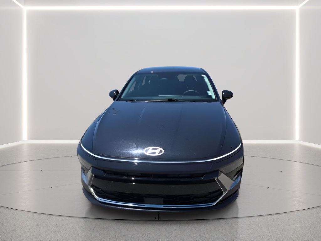 Used 2025 Hyundai Sonata SEL FWD image 6