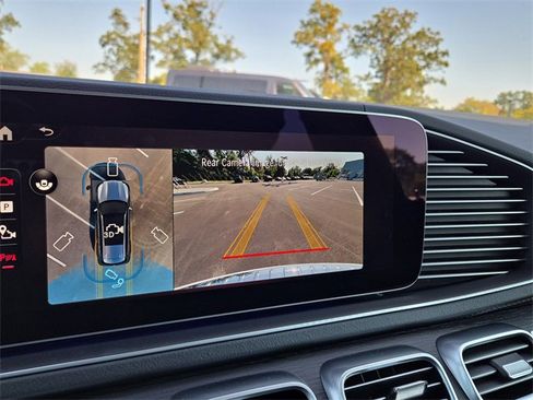 New 2025 Mercedes-Benz GLS 580 4MATIC image 14