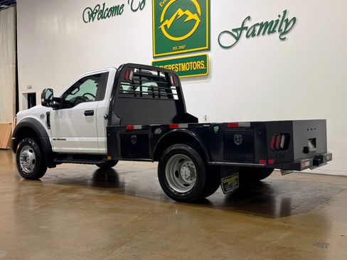 Used 2018 Ford F450 XL w/ Power Equipment Group image 6