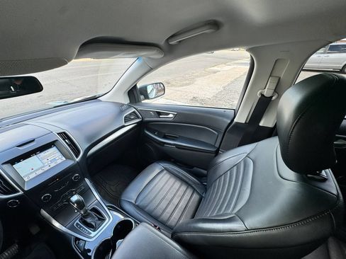 Used 2016 Ford Edge SEL w/ Equipment Group 201A AWD/4WD image 23