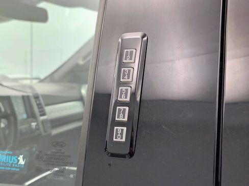 Used 2017 Ford F350 King Ranch w/ FX4 Off-Road Package image 26