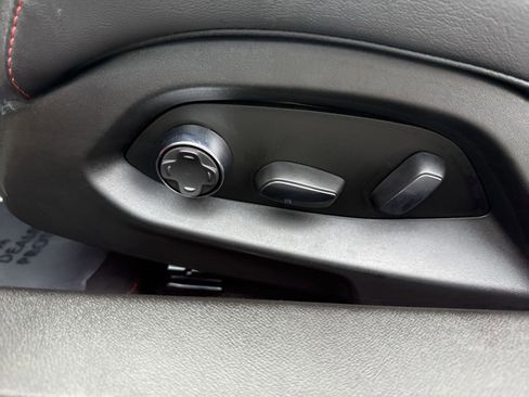 Used 2025 Chevrolet Corvette Z06 image 14