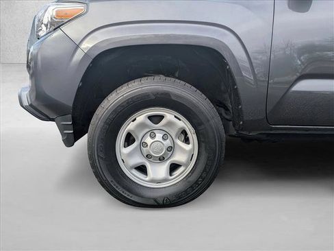 Used 2022 Toyota Tacoma SR image 17