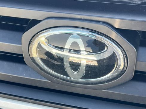 Used 2023 Toyota Tacoma SR w/ SR Convenience Package image 10