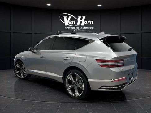 Used 2025 Genesis GV80 3.5T Prestige image 3