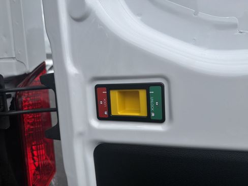 New 2026 Ford Transit 250 148 Medium Roof RWD image 36