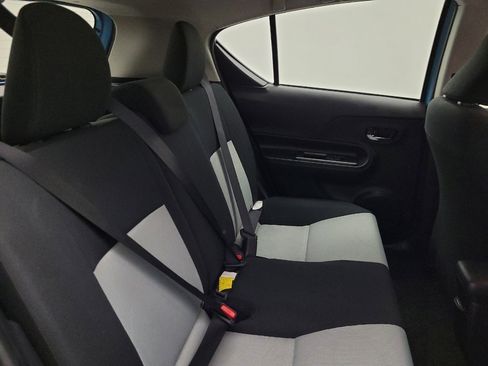 Used 2016 Toyota Prius C Two image 19