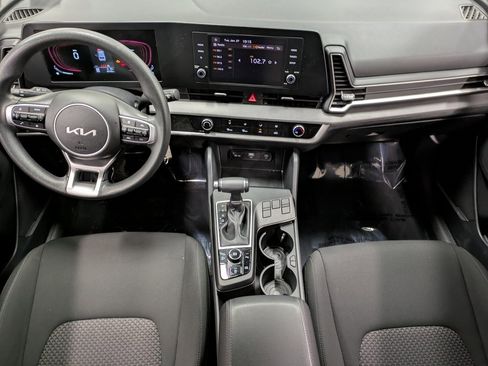 Used 2024 Kia Sportage LX image 23