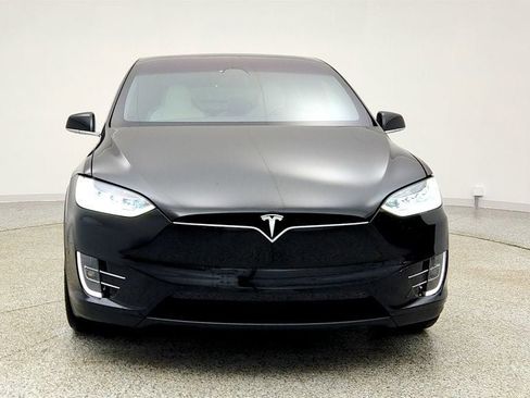 Used 2018 Tesla Model X P100D image 2