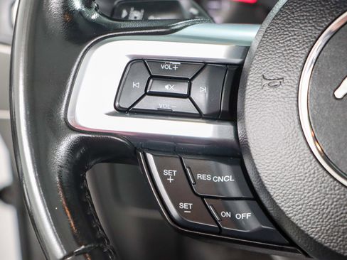 Used 2022 Ford Mustang Premium RWD image 13