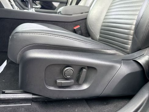 Used 2023 Land Rover Discovery Sport S AWD/4WD image 12