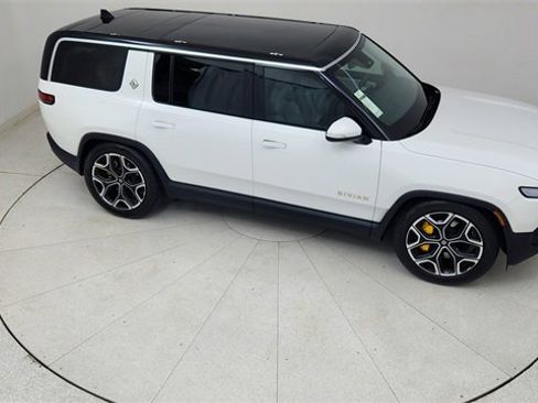 Used 2024 Rivian R1S Adventure image 78