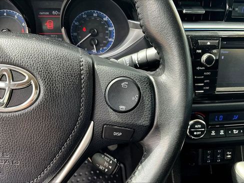 Used 2015 Toyota Corolla S Premium image 11