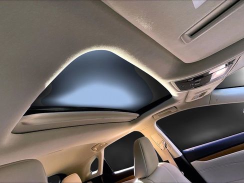 Used 2017 Lexus RX 350 AWD w/ Premium Package image 27