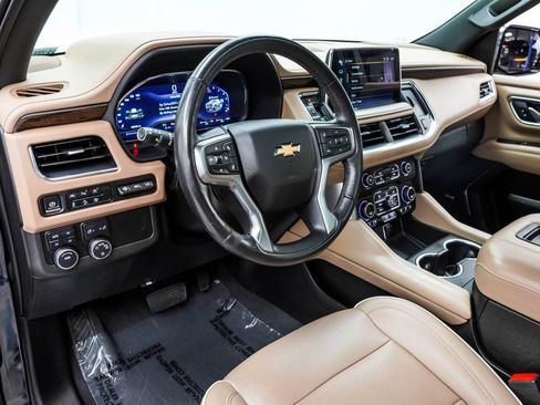 Used 2023 Chevrolet Tahoe Premier AWD/4WD image 22