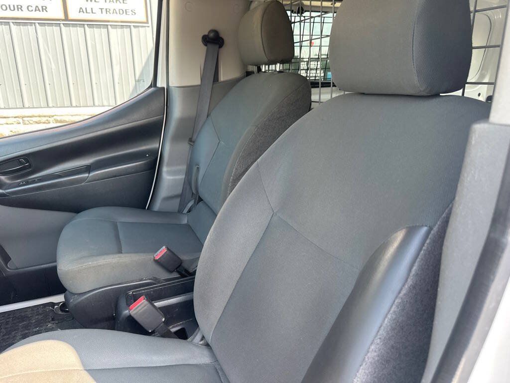Used 2020 Nissan NV200 SV w/ Sliding Glass Door Package FWD image 9