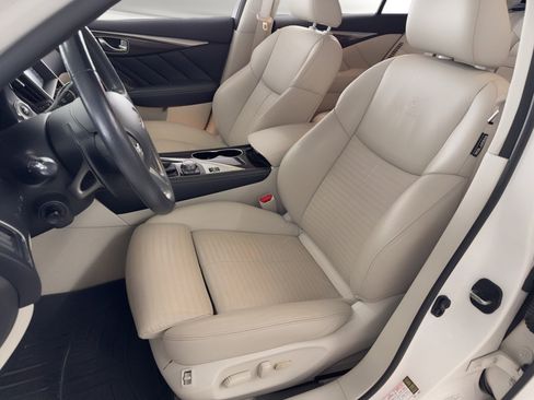 Used 2014 INFINITI Q50 Sport w/ Deluxe Technology Package AWD/4WD image 5