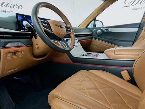 Used 2025 Genesis GV80 3.5T Prestige image 7