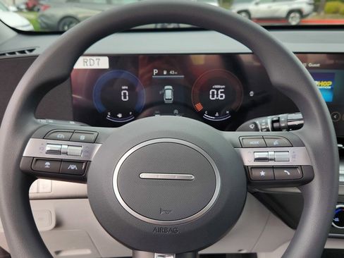 New 2026 Hyundai Kona SE image 16