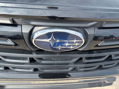 Used 2023 Subaru Forester Premium image 11