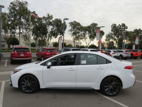 Certified 2026 Toyota Corolla SE image 7