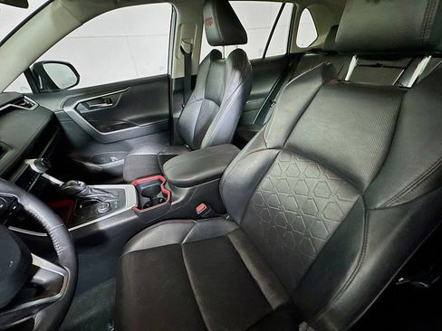 Used 2020 Toyota RAV4 TRD Off-Road image 11