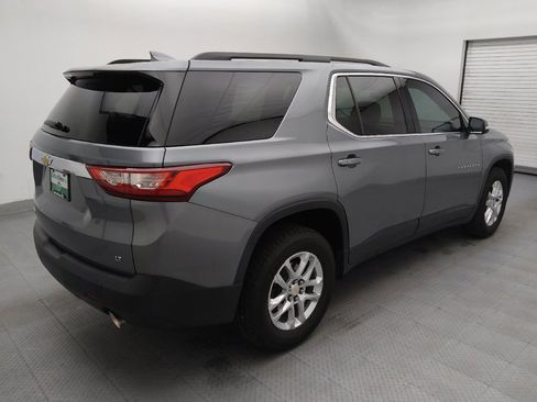Used 2021 Chevrolet Traverse LT FWD image 9