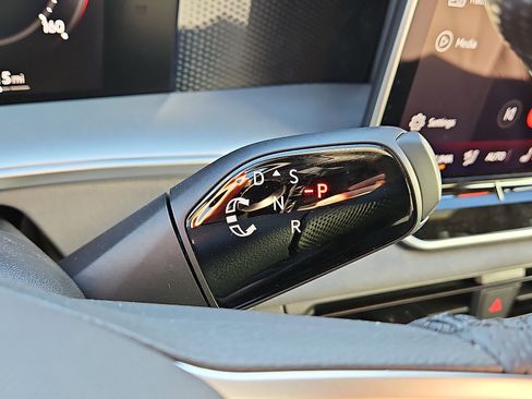 New 2026 Volkswagen Tiguan SE R-Line image 20