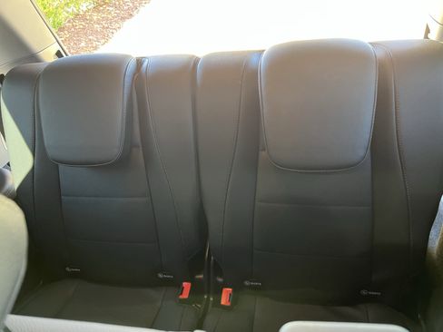 Certified 2022 Mercedes-Benz GLS 450 4MATIC image 33