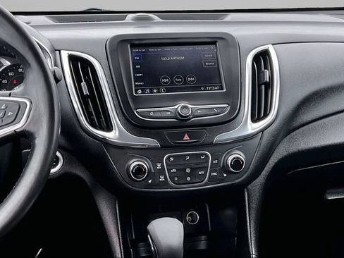 Used 2020 Chevrolet Equinox LT AWD/4WD image 6