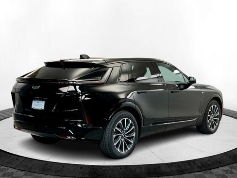 New 2025 Cadillac Lyriq Sport w/ LPO, Floor Liner Package image 6