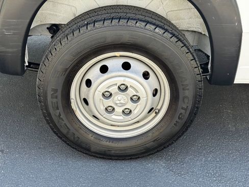 Used 2023 RAM ProMaster 3500 w/ Driver Convenience Group image 22